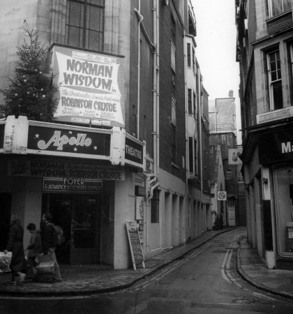 Clarendon Cafeteria - The Stage Club - George Street